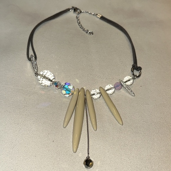 Absolutely Gorgeous Swarovski Crystal Mixed Pendant Necklace - Picture 4 of 10